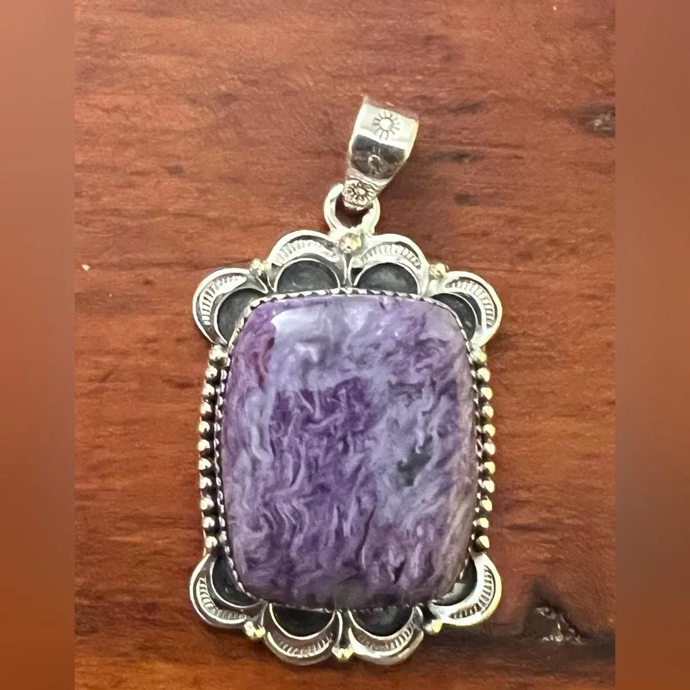 Natural Charoite 925 Silver Pendant – Silk Patterned Stone Purple Gemstone #557